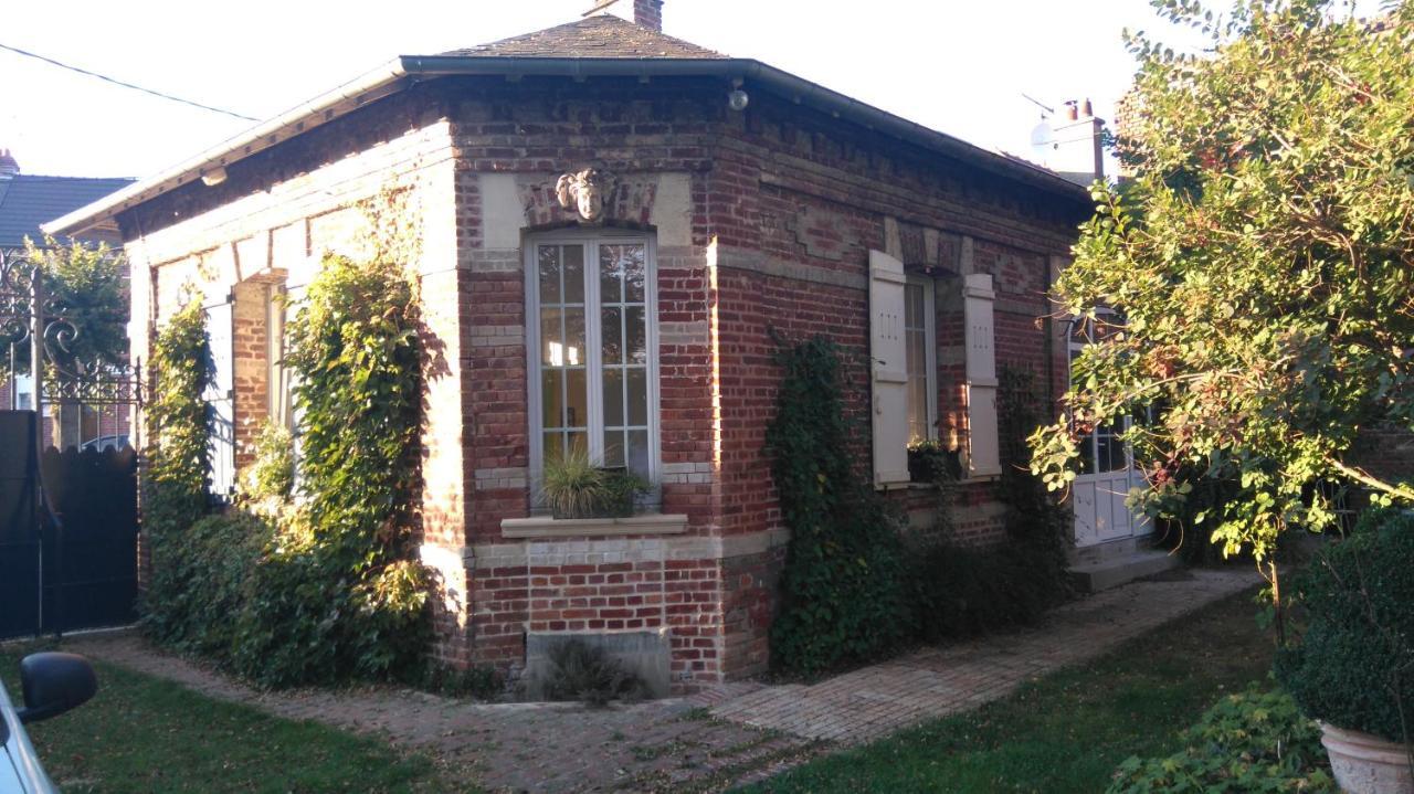 Le Jardin Des Ecureuils Demuin Exterior foto